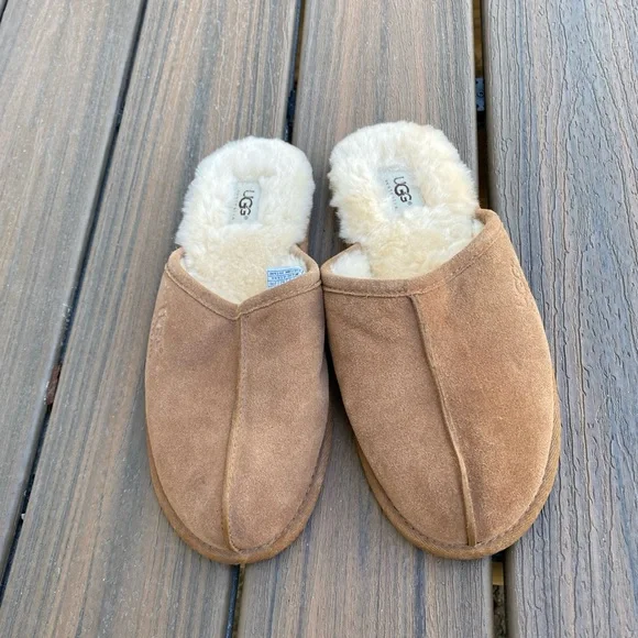 UGG Mens size 9 Chestnut Suede and Slippers with Cream Sherpa Lining - Picture 3 of 5